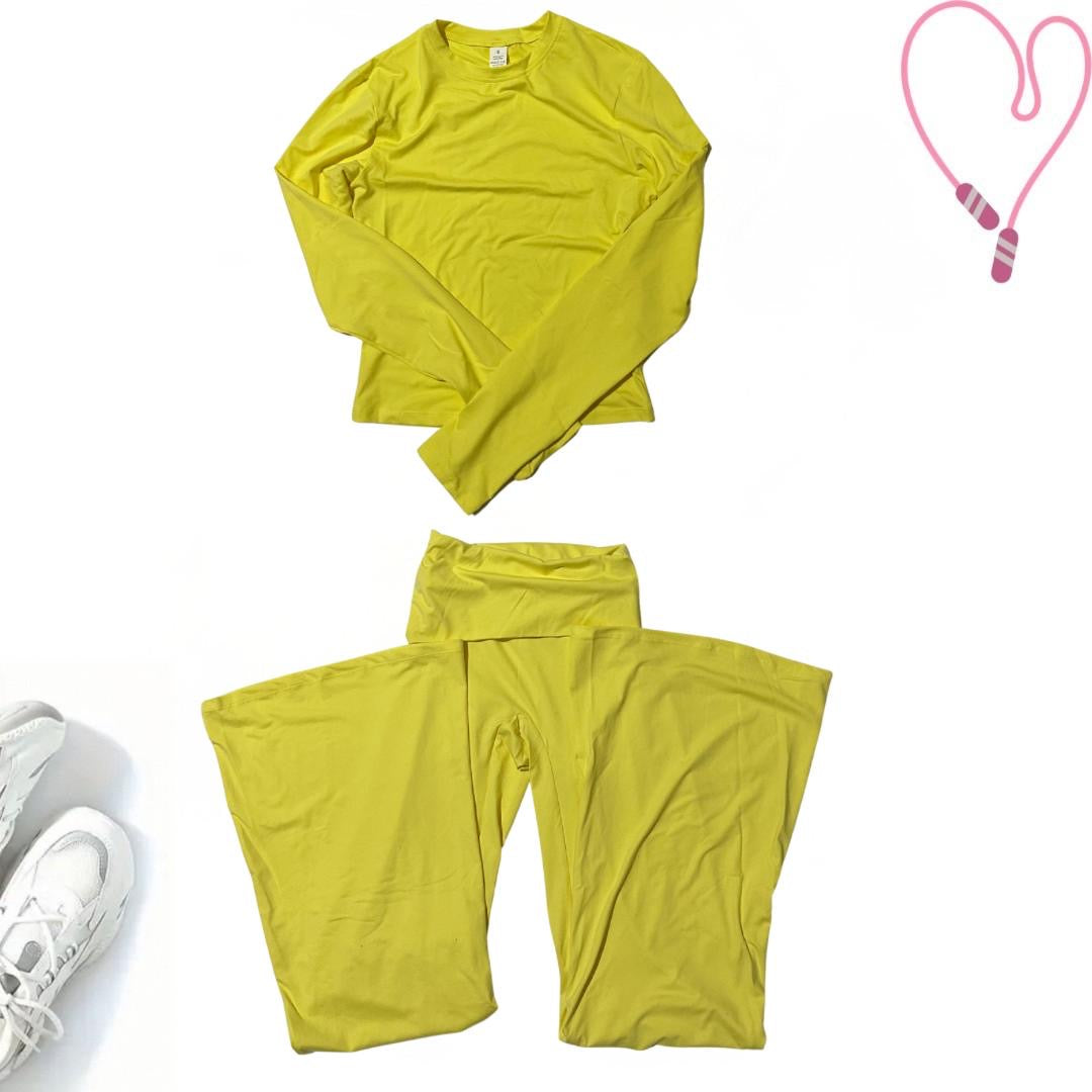 Women’s Seamless Flare Gym Set